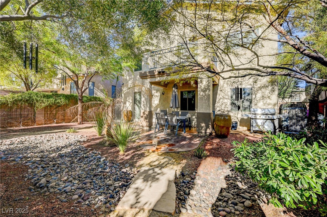 9141 Little Horse Avenue