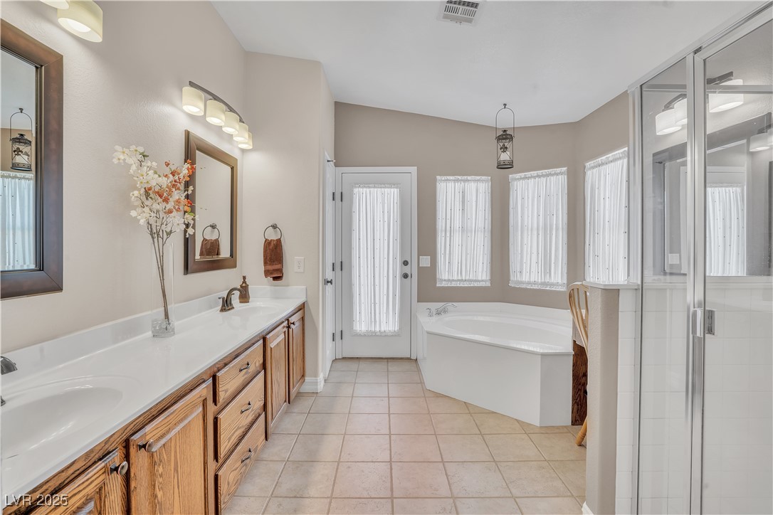 5008 Tropical Ridge Court