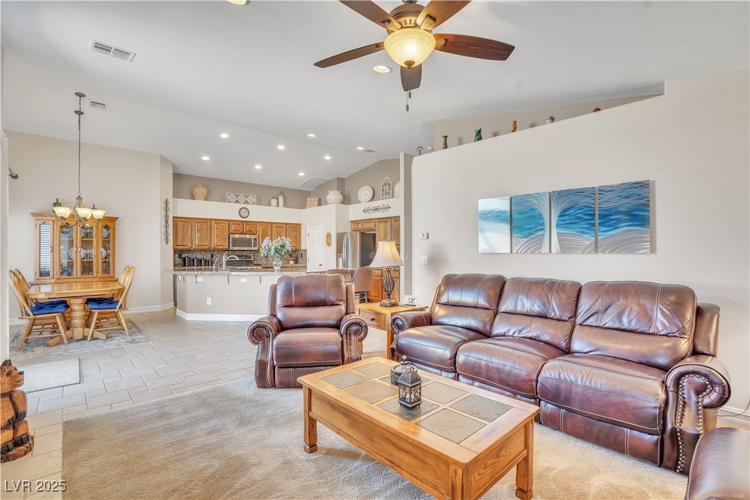 5008 Tropical Ridge Court