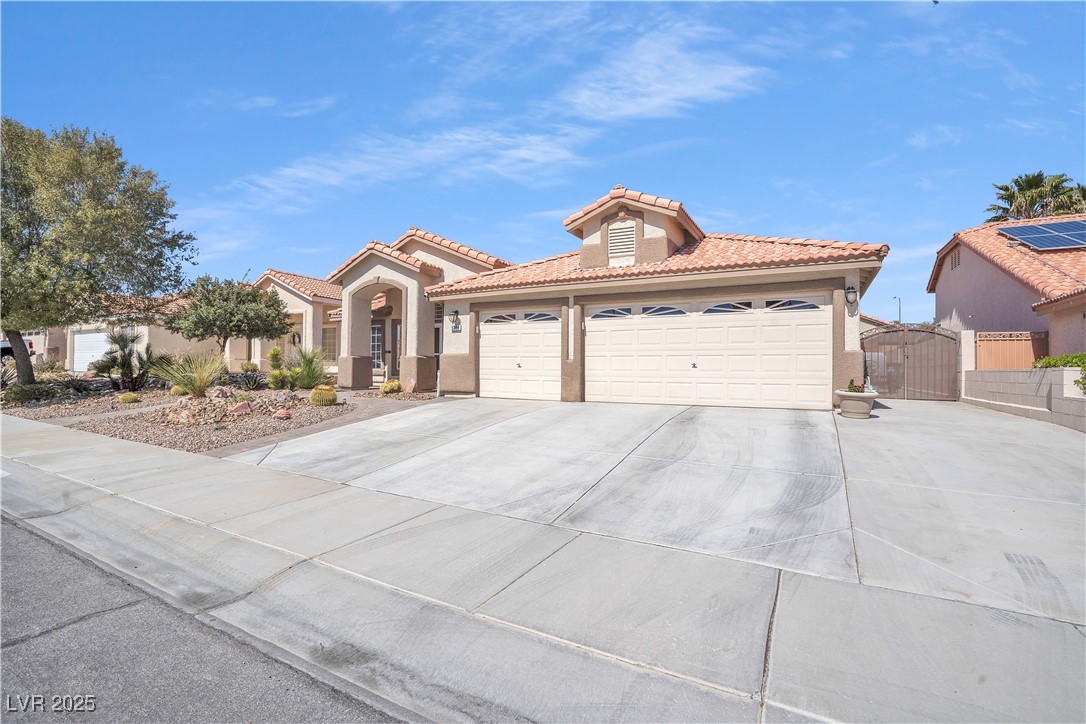 5008 Tropical Ridge Court