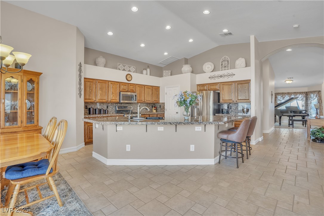 5008 Tropical Ridge Court