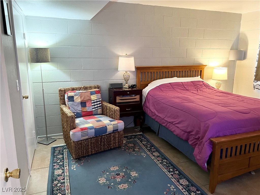 625 South Royal Crest Circle 2