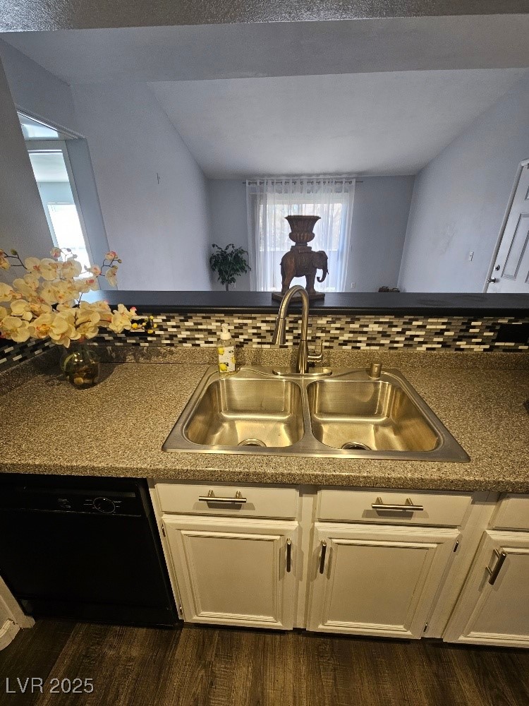 2300 East Silverado Ranch Boulevard 2074