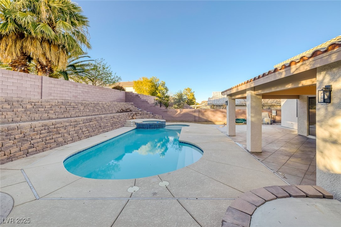 793 Vortex Avenue