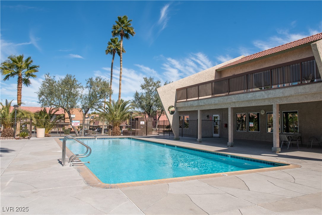 4941 River Glen Drive 4