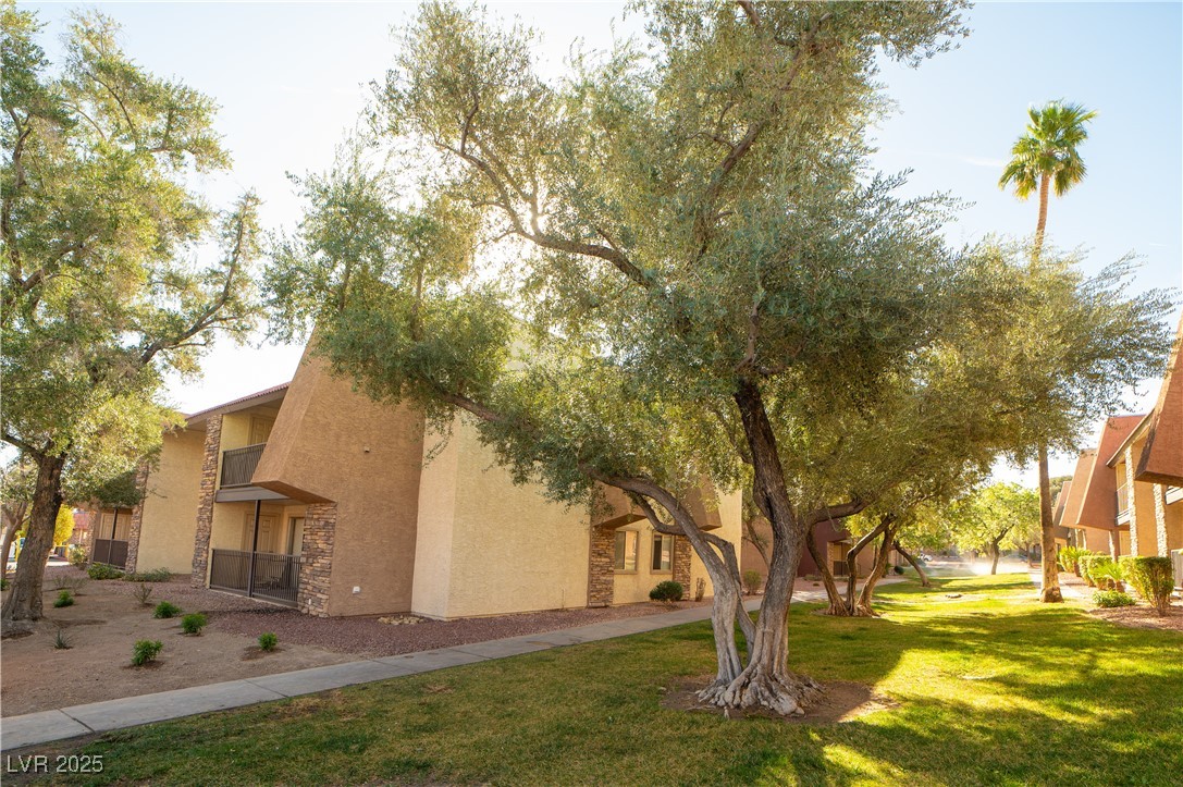 4941 River Glen Drive 4