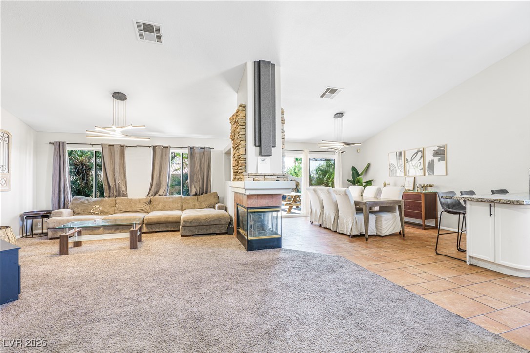 124 Beach Oak Avenue