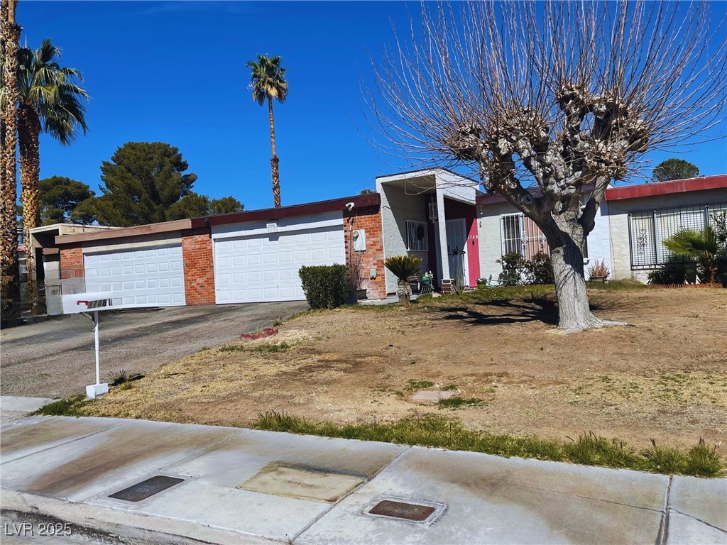 3748 East Hacienda Avenue
