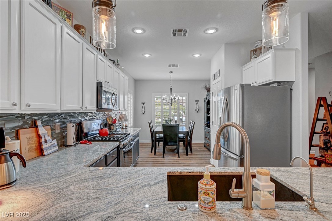 2208 Sawtooth Mountain Drive