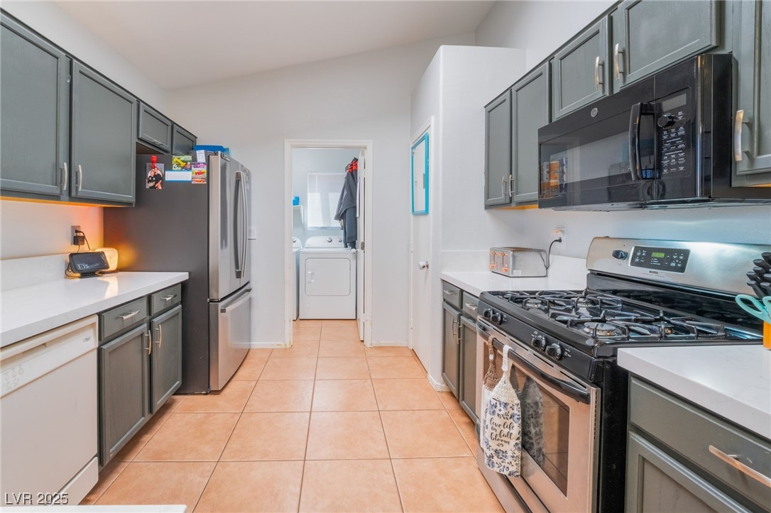 1047 Blue Lantern Drive