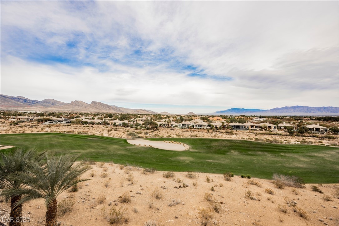 9220 Tesoras Drive 401