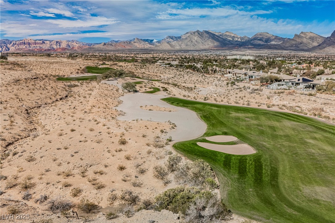 9220 Tesoras Drive 401