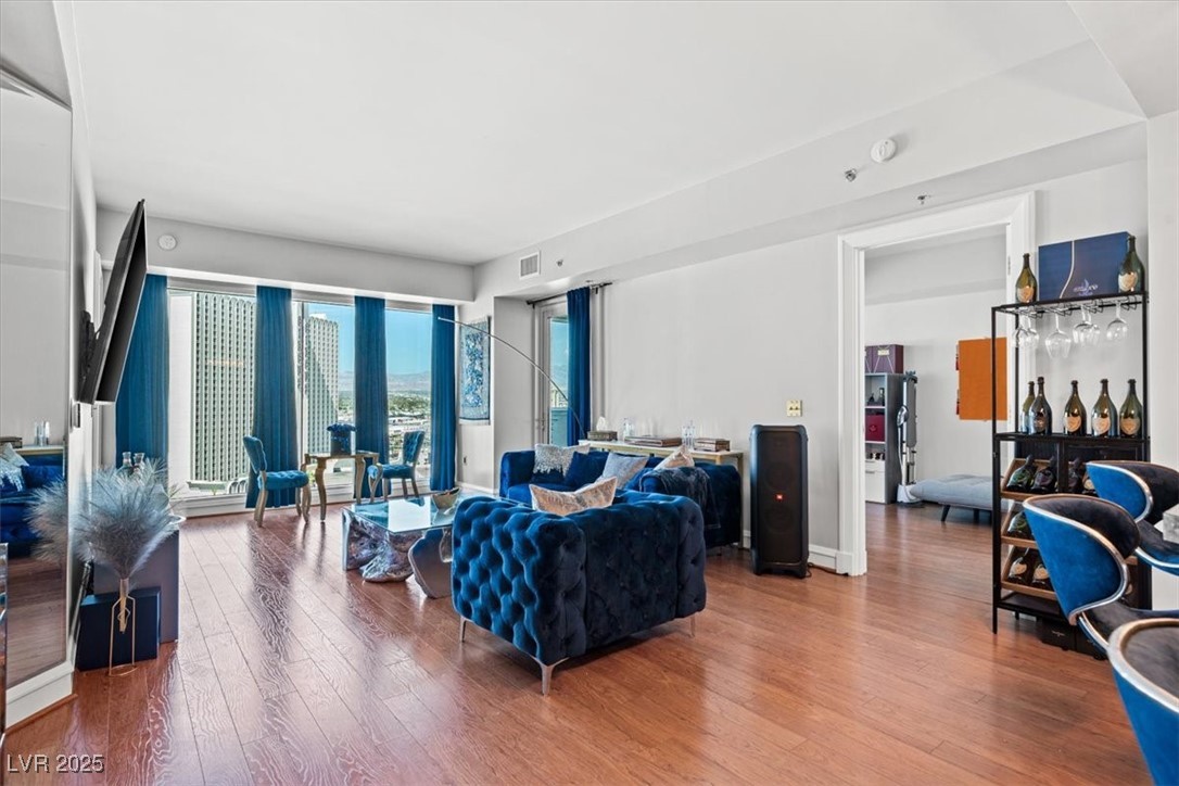 2700 Las Vegas Boulevard 1401