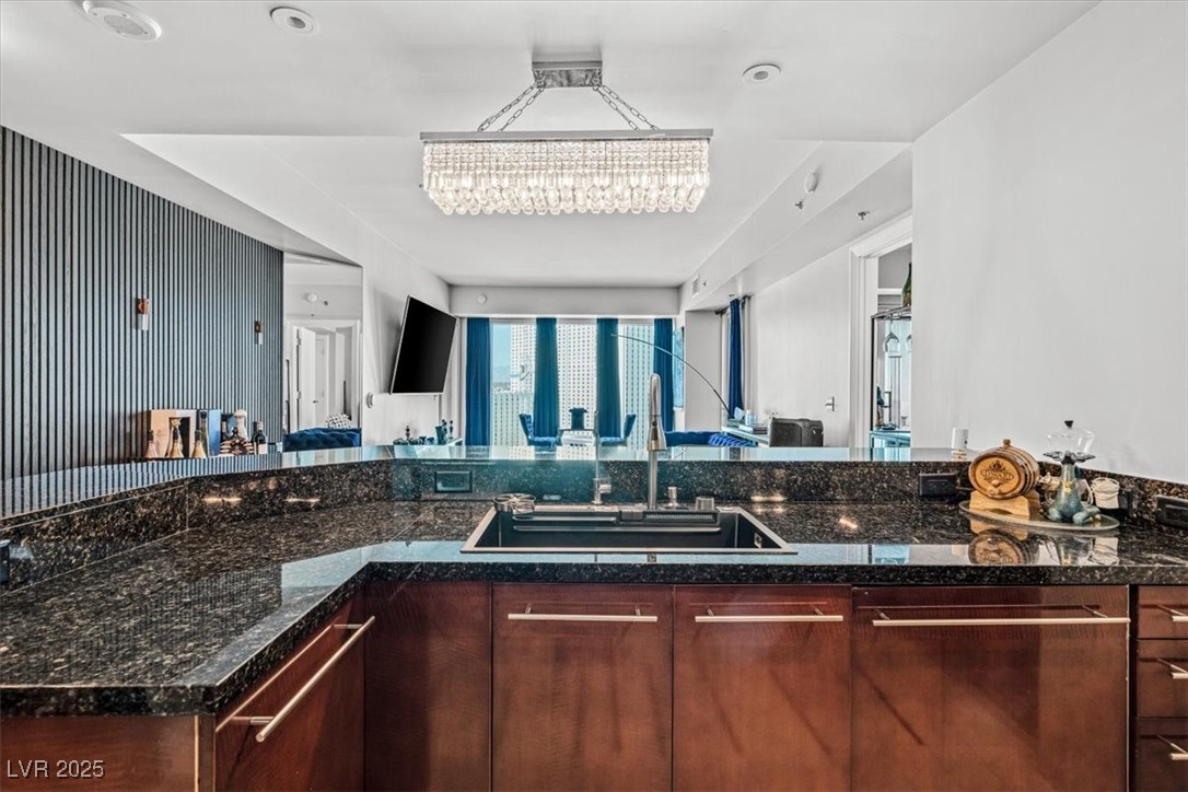 2700 Las Vegas Boulevard 1401