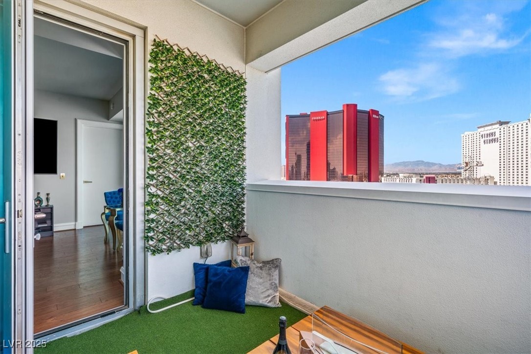 2700 Las Vegas Boulevard 1401