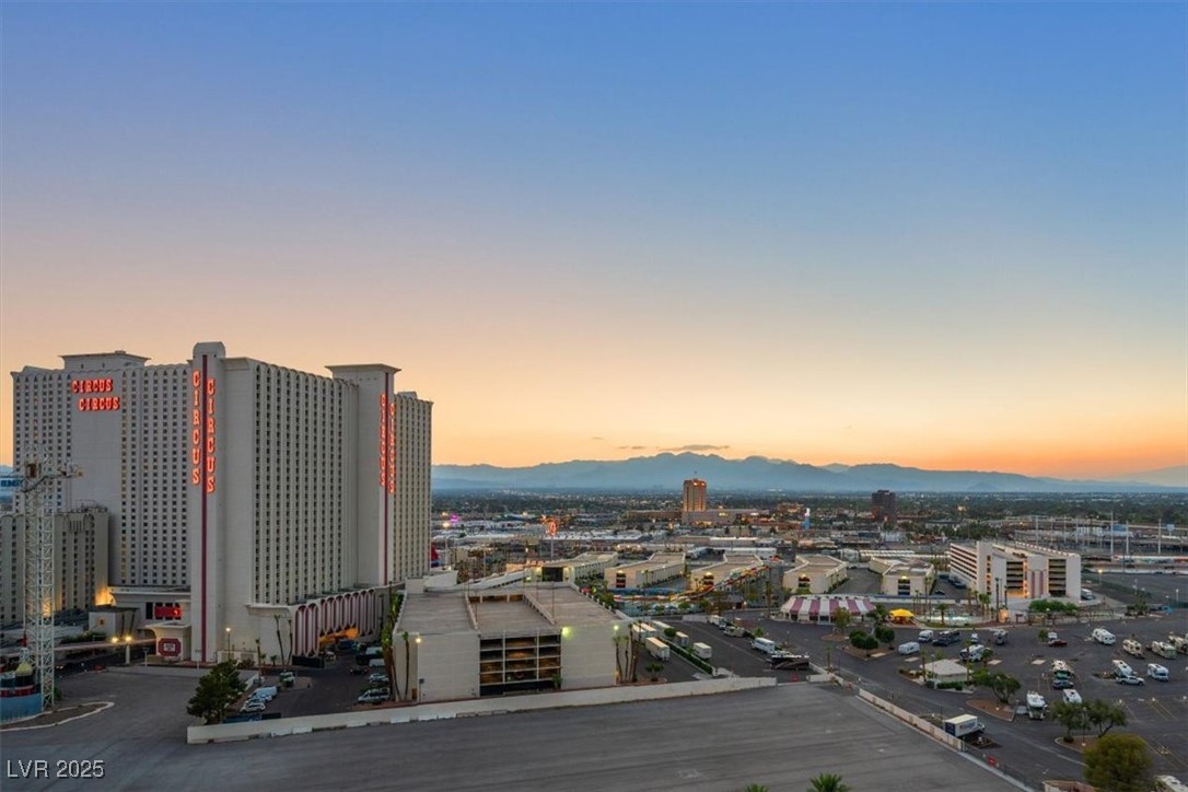 2700 Las Vegas Boulevard 1401