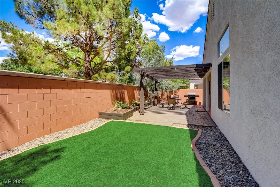 1812 Stablegate Avenue