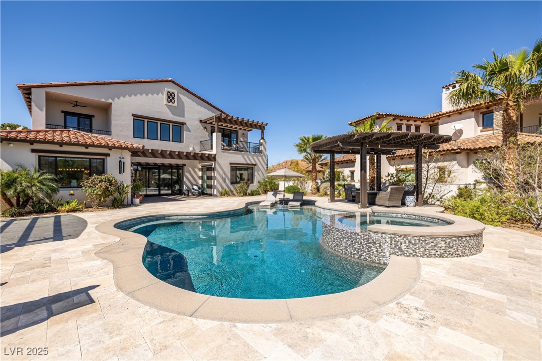 18 Grand Corniche Drive