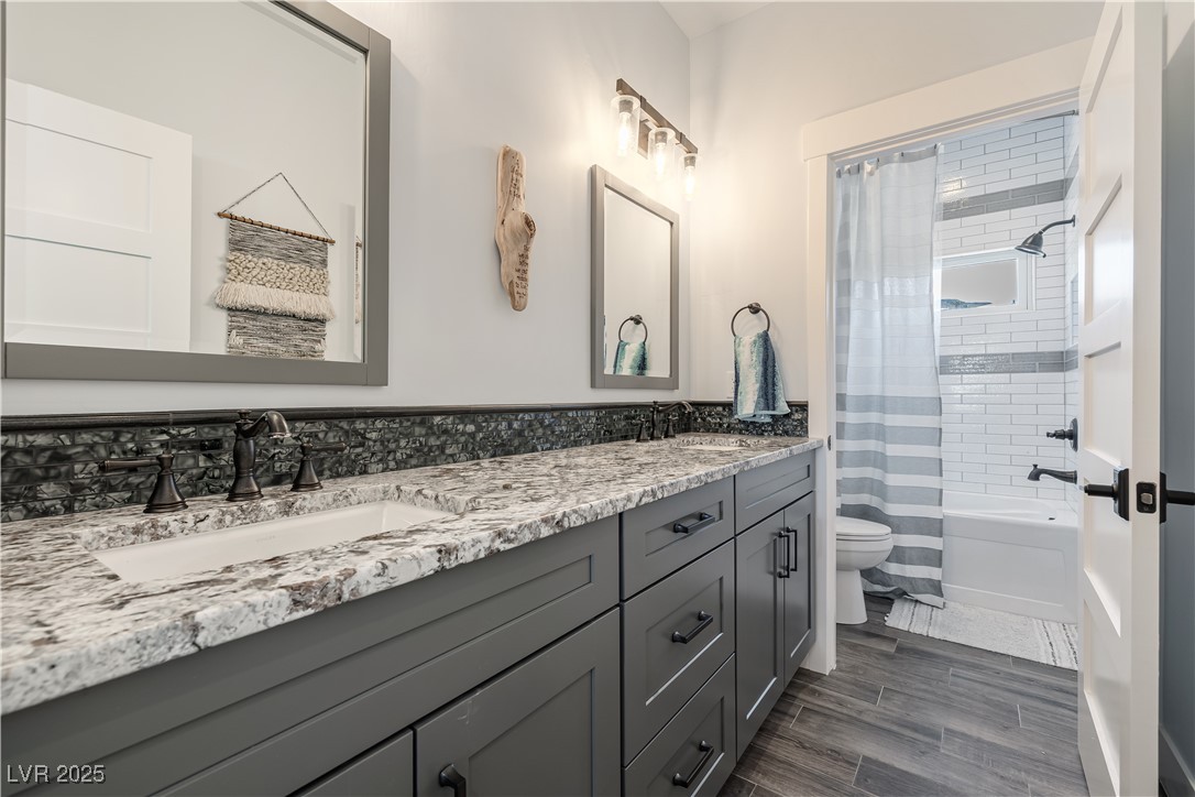 18 Grand Corniche Drive