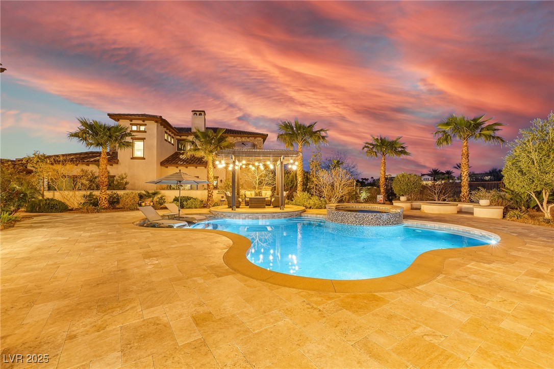 18 Grand Corniche Drive
