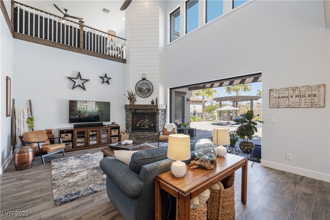 18 Grand Corniche Drive
