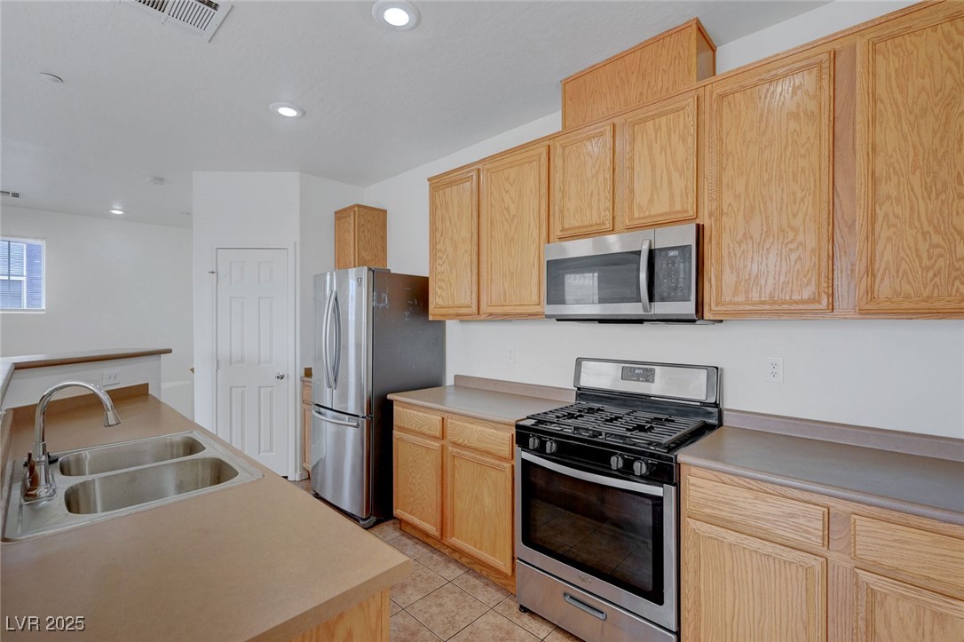 470 Dorchester Bend Avenue 3