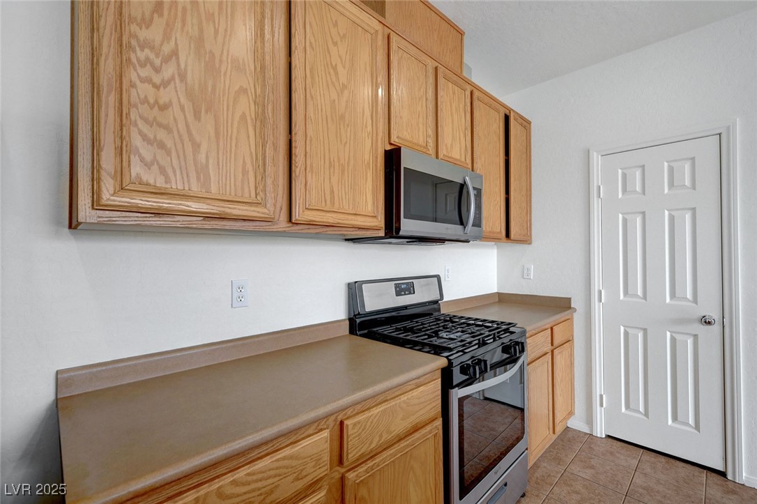 470 Dorchester Bend Avenue 3