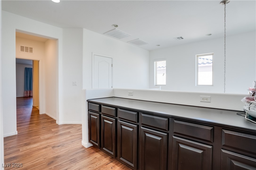 7664 Mallard Bay Avenue