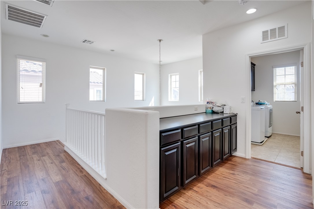 7664 Mallard Bay Avenue