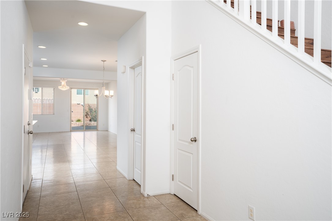 7664 Mallard Bay Avenue