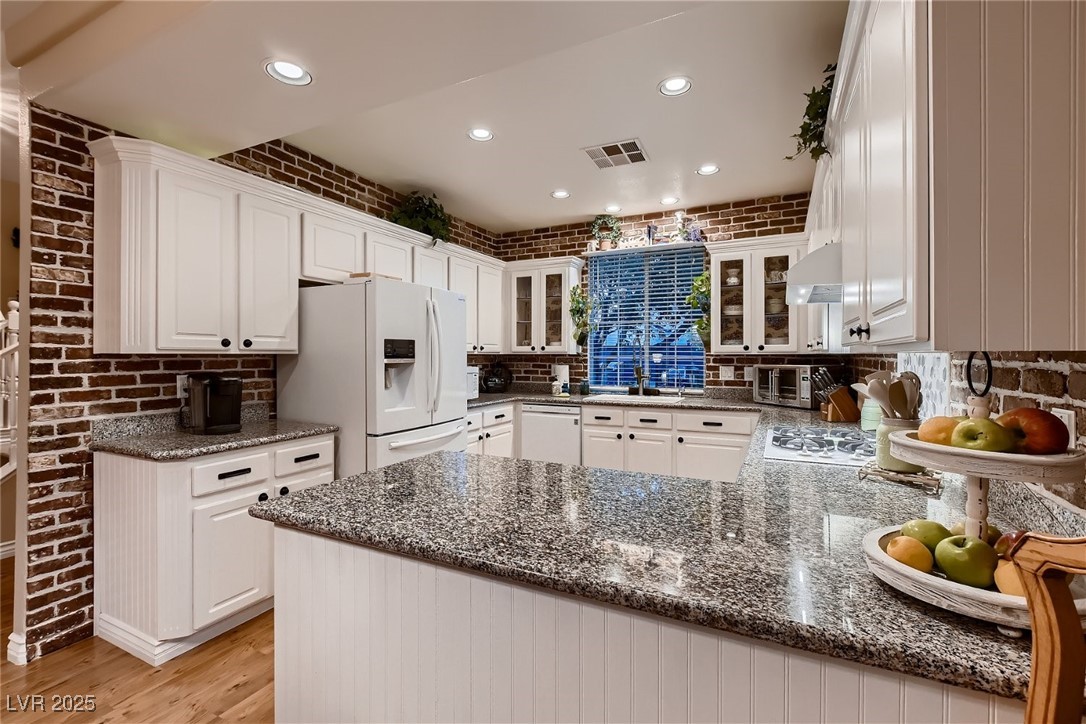 5513 Flowering Meadows Avenue