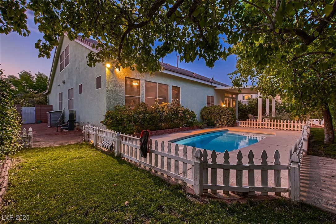 5513 Flowering Meadows Avenue