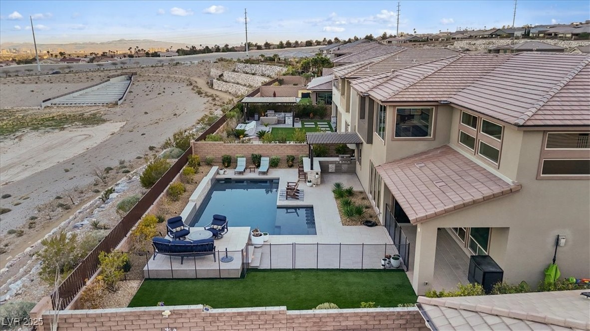 3000 Raywood Ash Drive