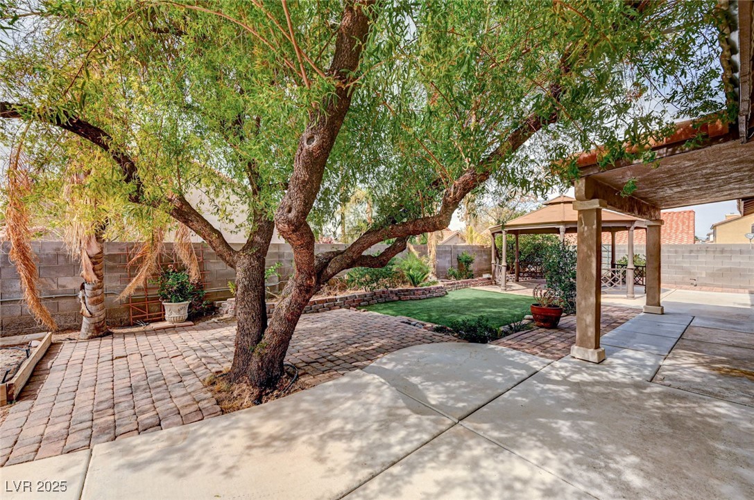 8851 Quintane Lane
