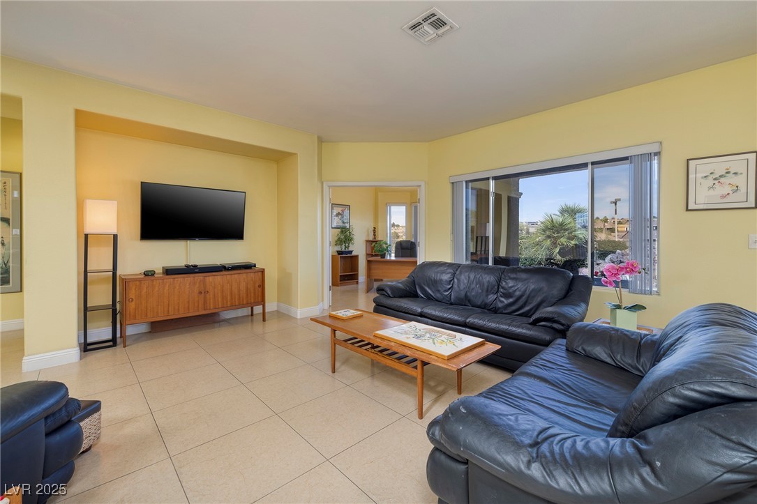 1908 Oliver Springs Street