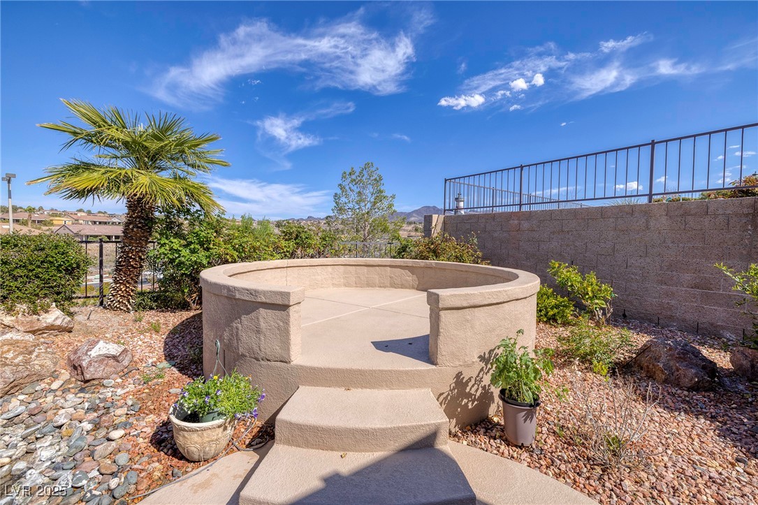 1908 Oliver Springs Street