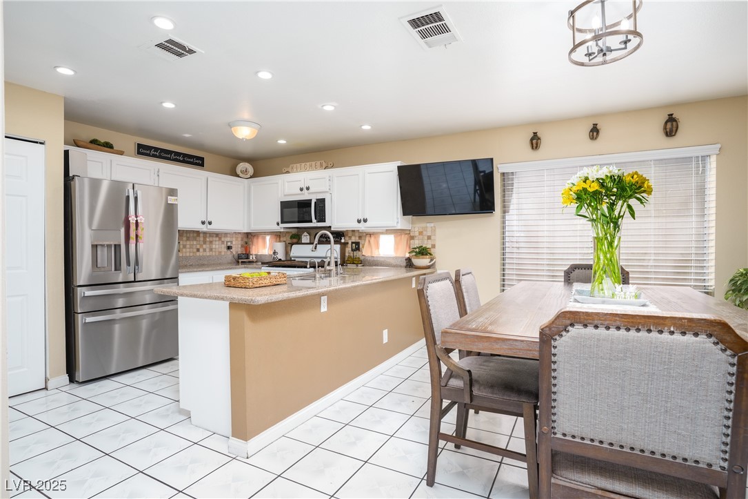 5325 Sandstone Drive