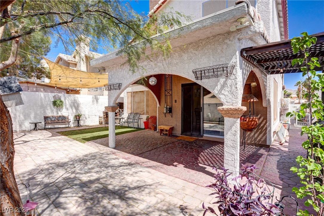 5325 Sandstone Drive