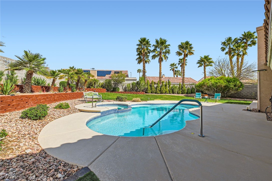 5725 Owl Butte Court