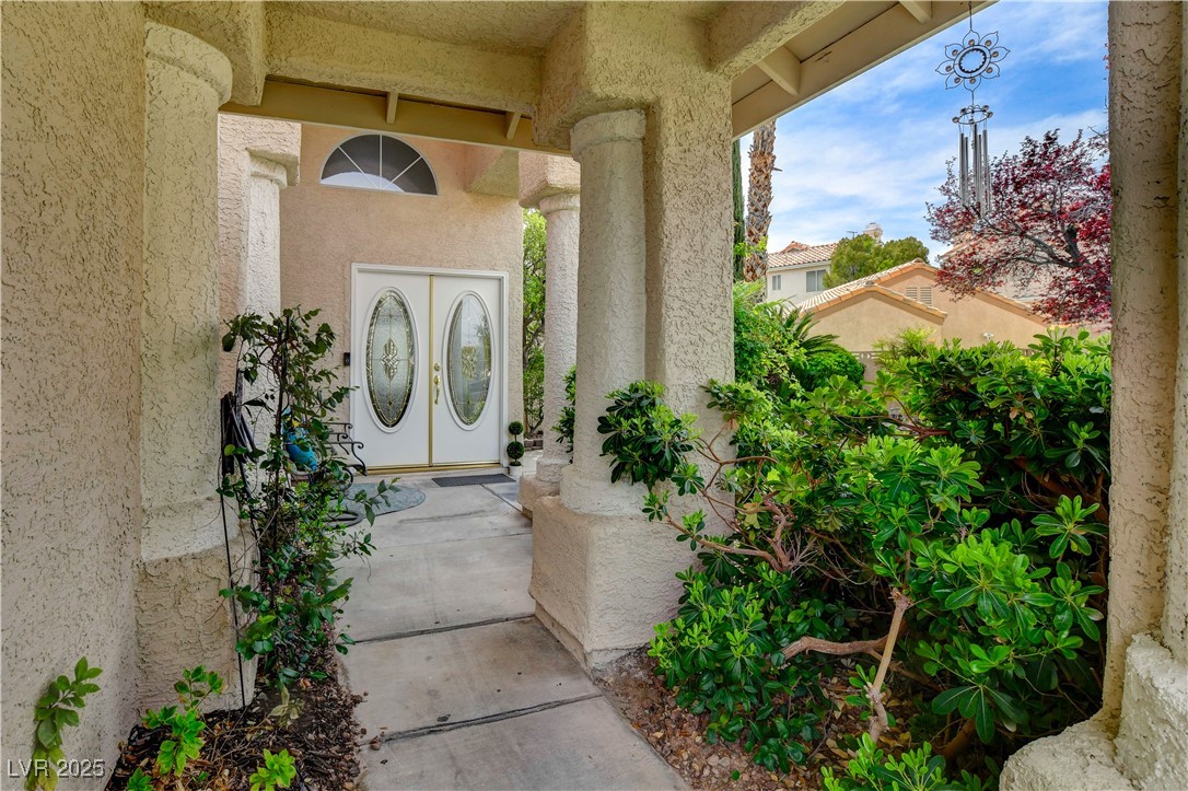 2401 Rice Flower Circle