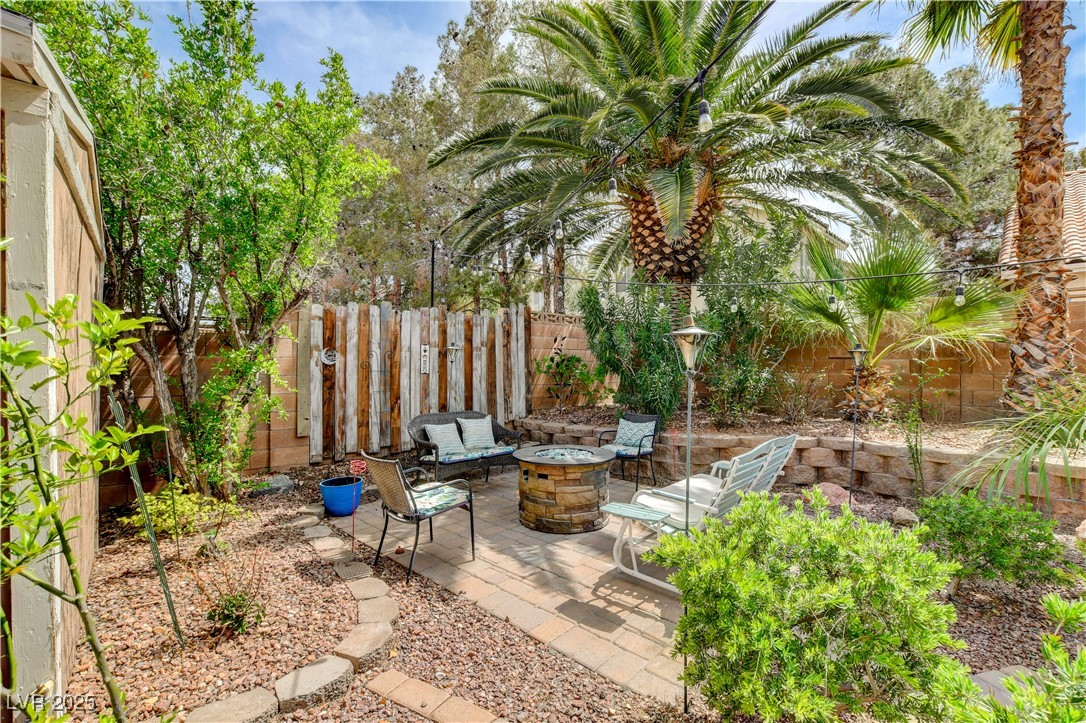 2401 Rice Flower Circle