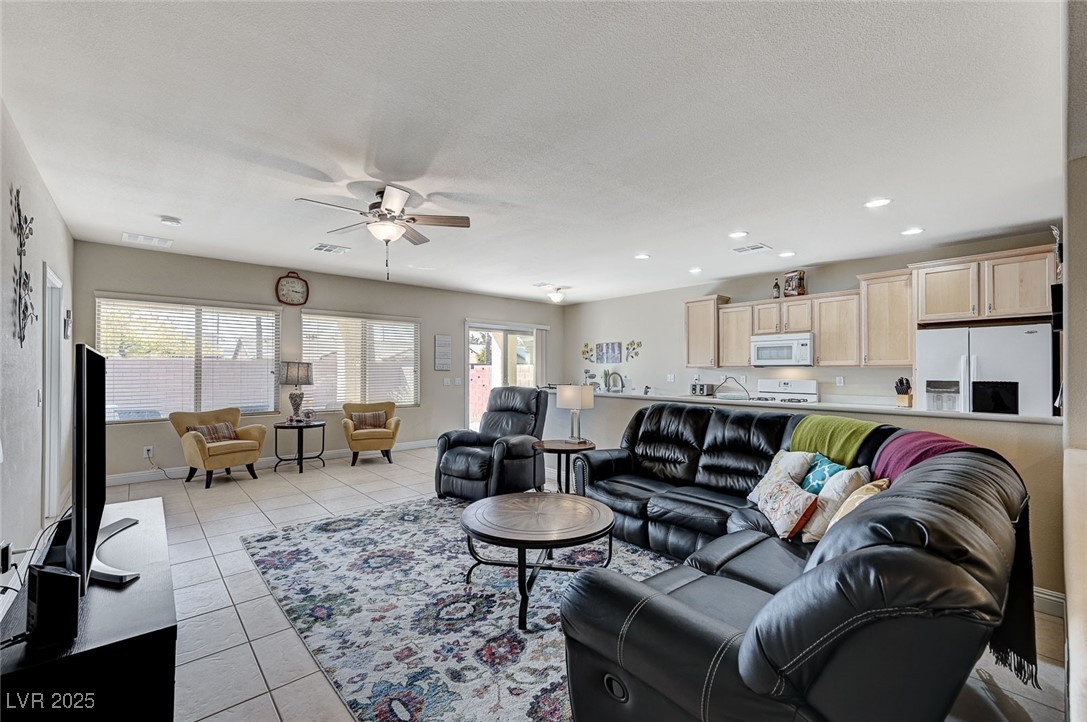 3335 American Mustang Court