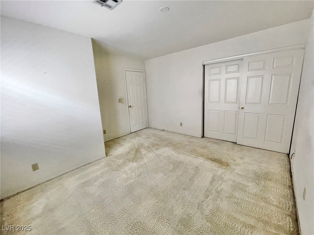 8312 Aqua Spray Avenue