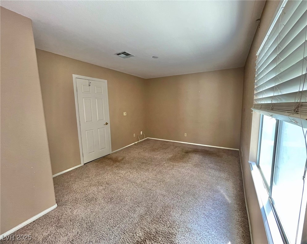 8312 Aqua Spray Avenue