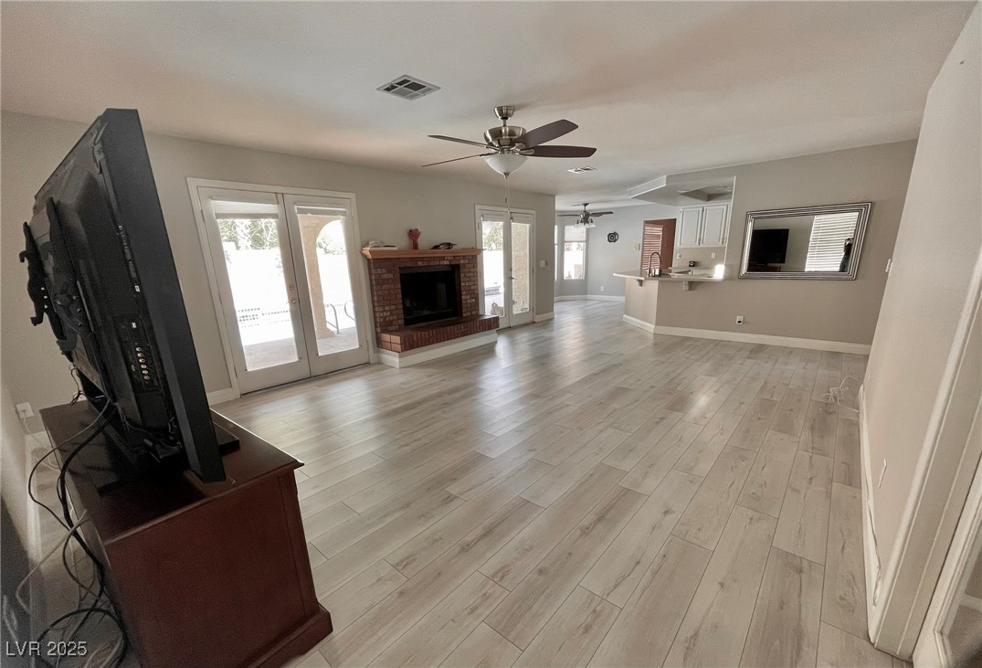 8312 Aqua Spray Avenue