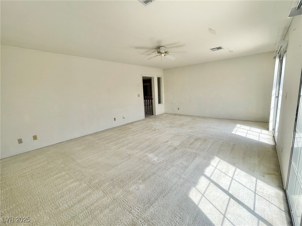 8312 Aqua Spray Avenue