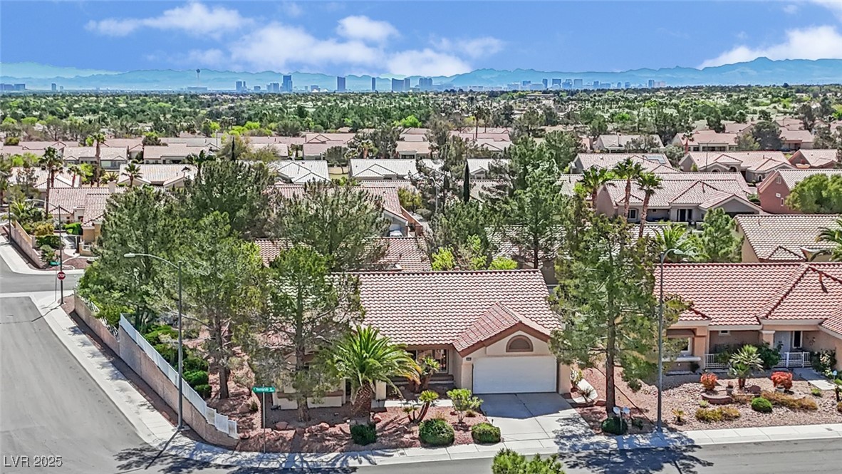 2820 Youngdale Drive