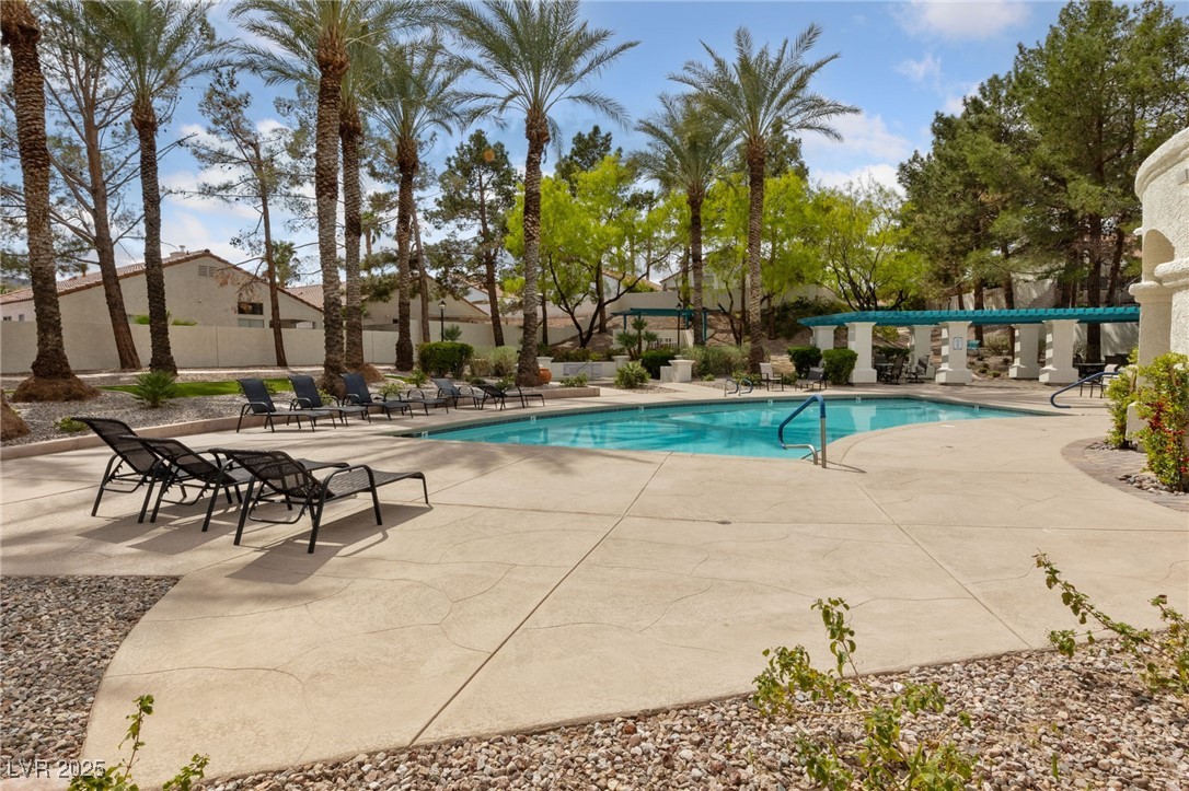 274 Pear Meadow Street