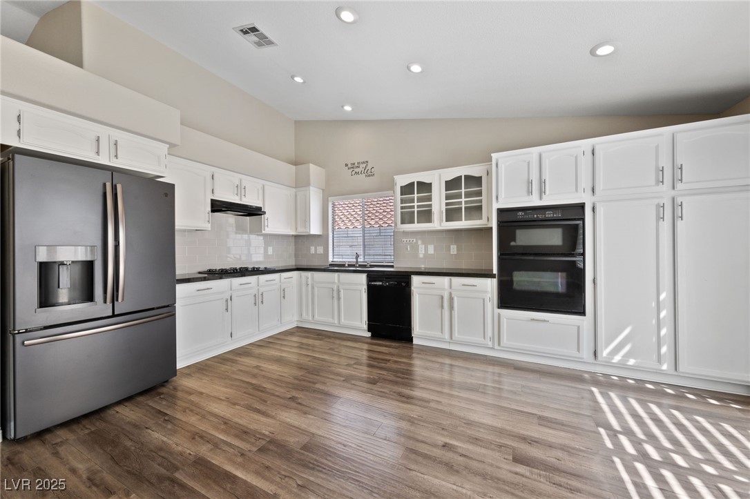 274 Pear Meadow Street