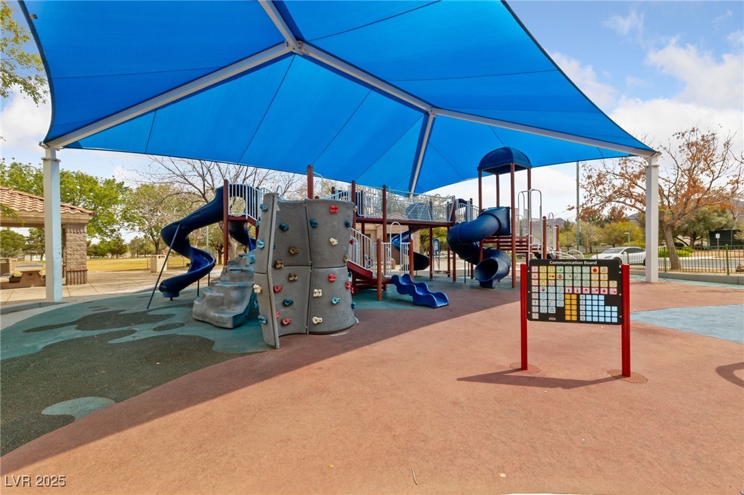 274 Pear Meadow Street